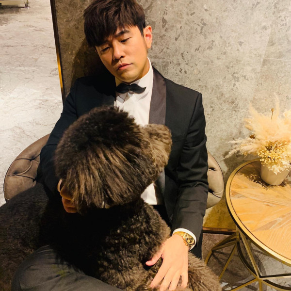 魔羯座男生10大性格特質：分析山羊男喜歡你的行為、愛情攻略、優缺點（圖片來源：Instagram@jaychou）