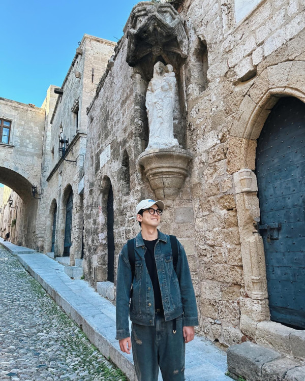 魔羯座男生10大性格特質：分析山羊男喜歡你的行為、愛情攻略、優缺點（圖片來源：Instagram@mingue.k）