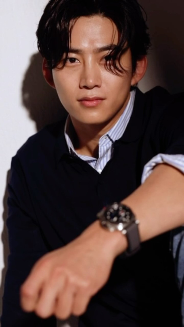 魔羯座男生10大性格特質：分析山羊男喜歡你的行為、愛情攻略、優缺點（圖片來源：Instagram@taecyeonokay）