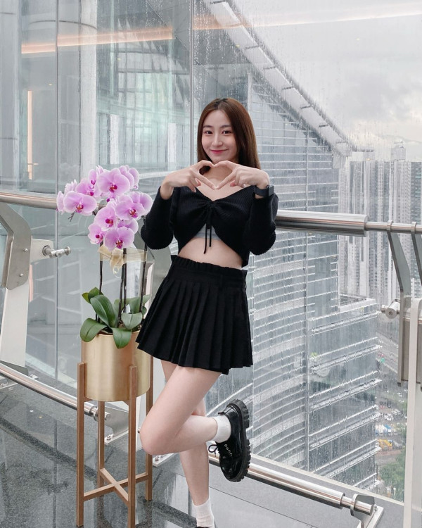 無綫小花歐遊曬好身材 著比堅尼打底被笑「保守」