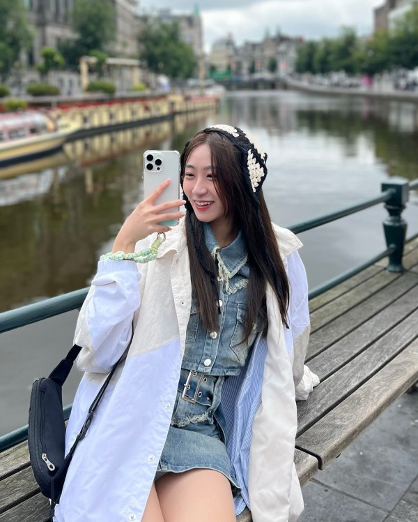 無綫小花歐遊曬好身材 著比堅尼打底被笑「保守」