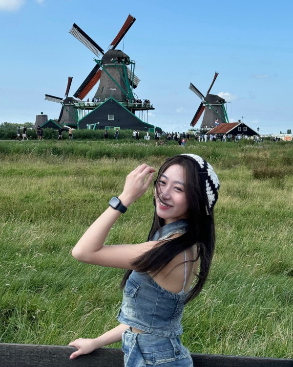 無綫小花歐遊曬好身材 著比堅尼打底被笑「保守」