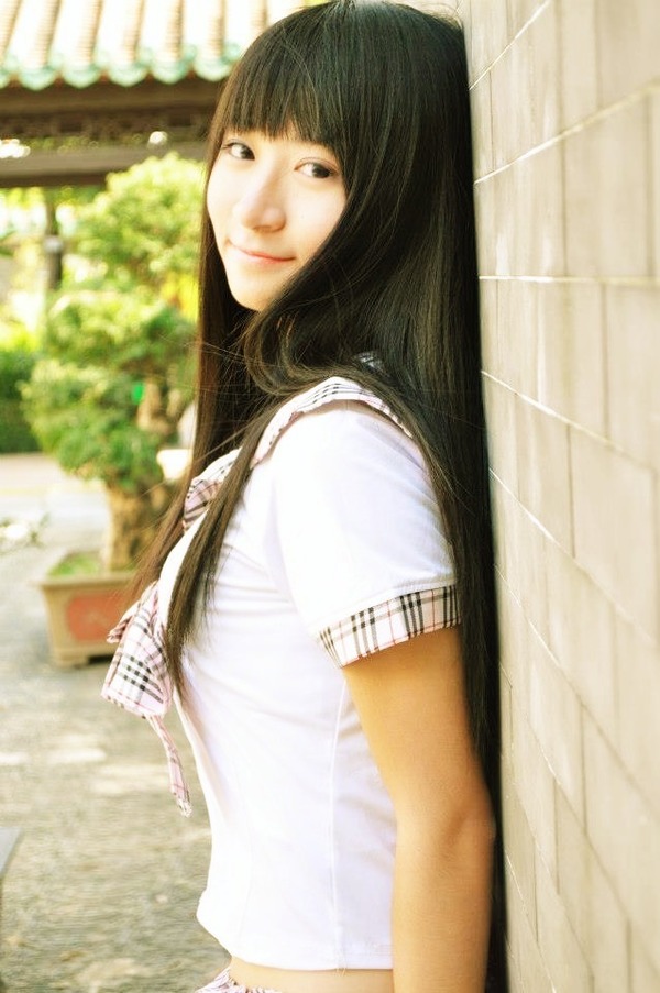 無綫小花歐遊曬好身材 著比堅尼打底被笑「保守」