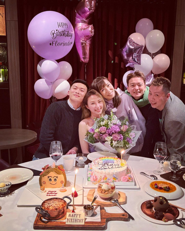 賭王千金何超雲與消防隊長未婚夫旅遊放閃!愛情滋潤狀態回春 小背心上陣大騷纖腰