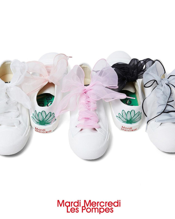 Ribbon Shoelace / HK$120、Sneakers / HK$630