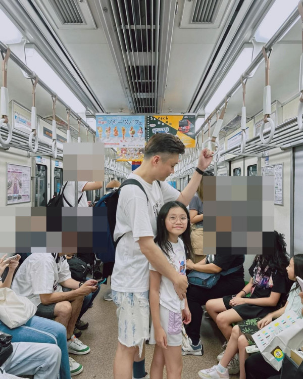 前TVB女星半裸上陣浸溫泉曬香肩 離巢大解放！罕曬出浴照僅泡泡遮胸 