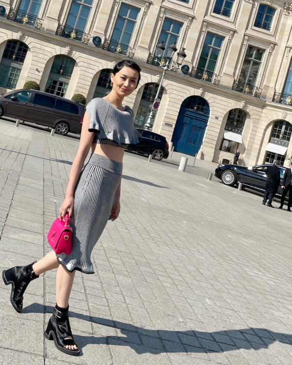 林明禎新歌預告大派福利！突破性感尺度露美臀險走光 ! 