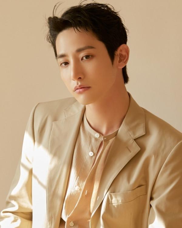 雙子座男生10大性格特質:分析雙子男喜歡你的行為、愛情攻略、優缺點(圖片來源:Instagram@leesoohyuk)