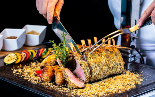 澳門旅遊塔 360°旋轉餐廳自助午餐買1送1 人均HK6起 