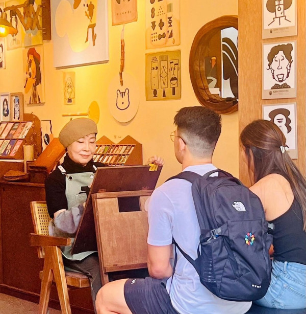 韓國人生四格拍貼機店10間特色推薦！影地鐵場景佈置/明星同款透明相紙 