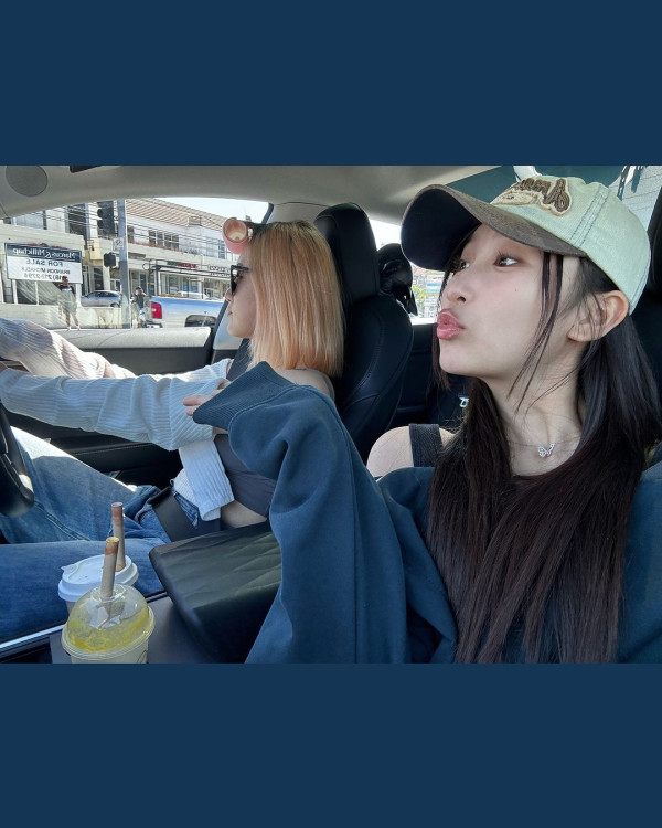 聲夢小花放棄美國升學照去旅行 狂甫當地打卡照曬香肩小蠻腰