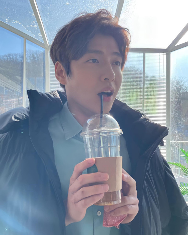 雙魚座男生10大性格特質:分析雙魚男喜歡你的行為、愛情攻略、優缺點(圖片來源:Instagram@__kanghaneul)