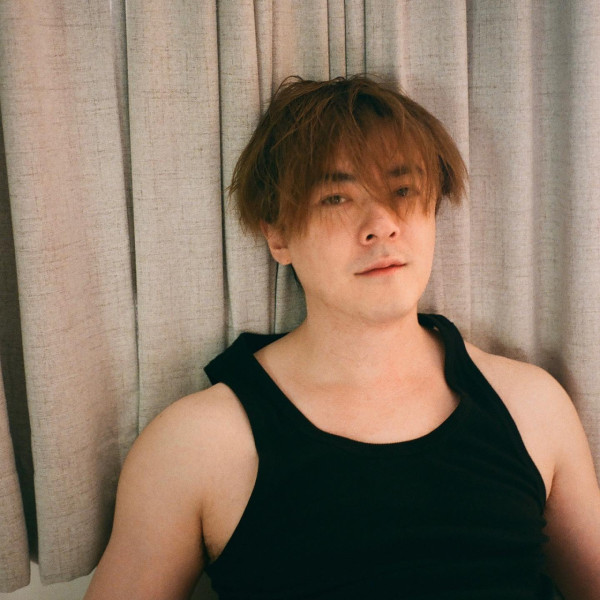 雙魚座男生10大性格特質:分析雙魚男喜歡你的行為、愛情攻略、優缺點(圖片來源:Instagram@hungcl)