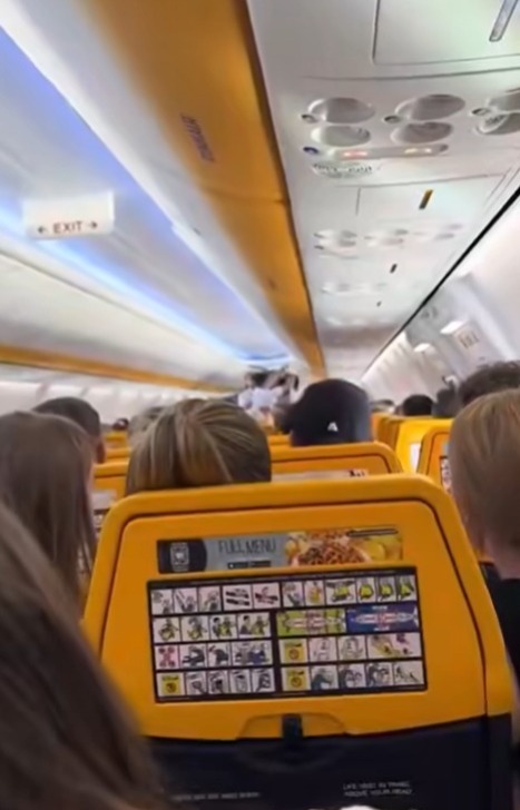 MC張天賦經理人機上掟爆谷 網民反應兩極 鬧爆自製公關災難