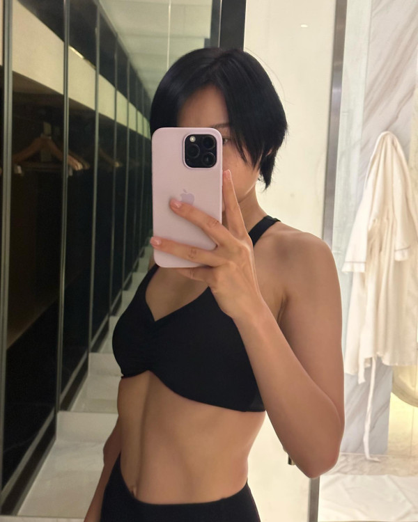 胡杏兒馬爾代夫性感大解放！換3套泳裝曬美腿+零贅肉身材 網民：邊似生過3個 