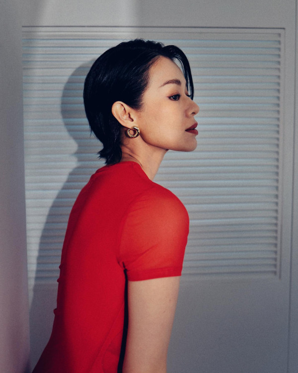 胡杏兒馬爾代夫性感大解放！換3套泳裝曬美腿+零贅肉身材 網民：邊似生過3個 