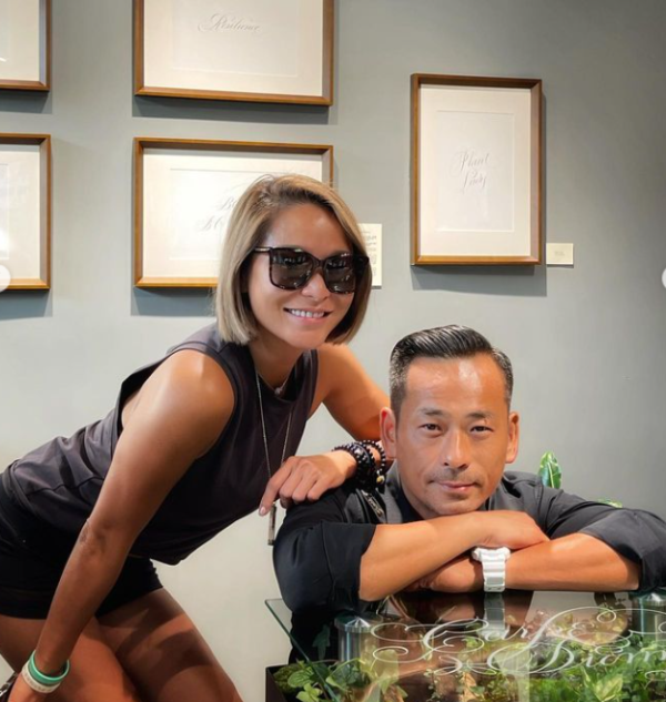 Mandy Lieu激罕返港避開「洗米嫂」飛英國！疑現身九龍灣晒黑絲長腿 網民揭時間點太敏感