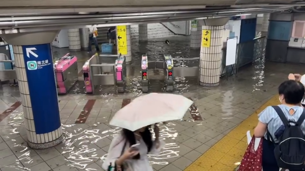 多圖！日本關西暴雨成災多處成水舞間！京都街道現坑渠噴泉 