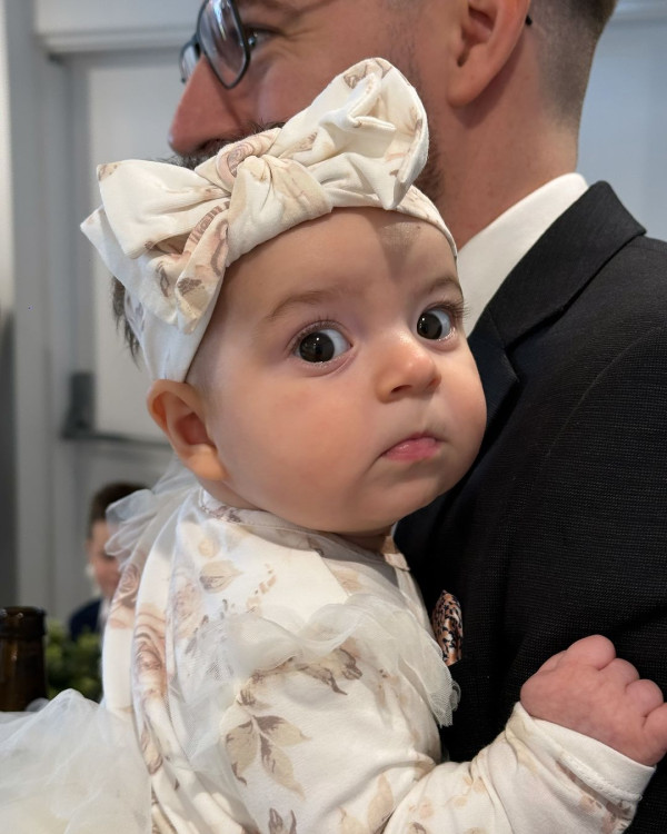 TVB小花遊澳洲曬長腿黑絲誘惑 甫家庭照竟被誤以為已婚？ 