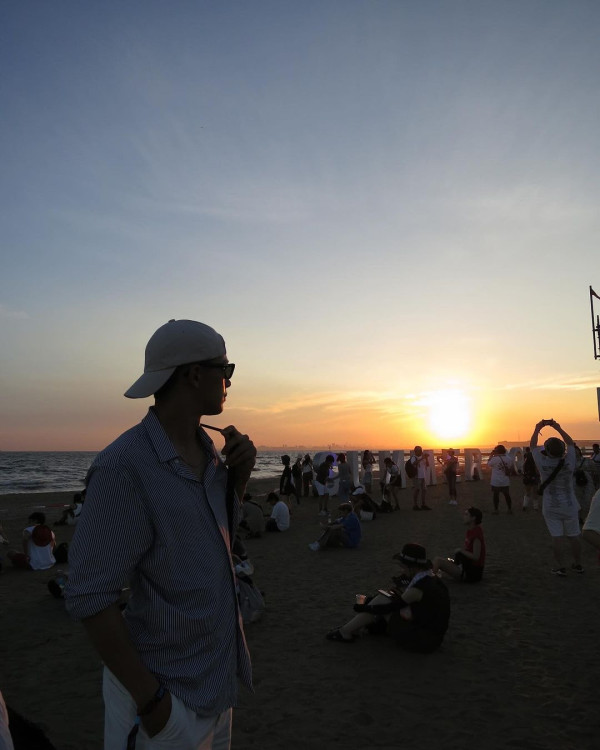 徐濠縈甫日本旅行照意外曝囡囡戀情 19歲康堤疑戀上高大日籍男模 