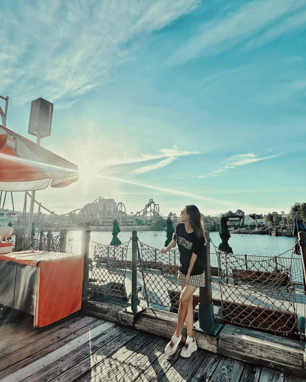 黃心妙大阪民宿曬性感自拍 被「偷拍」出浴照令網友想入非非 