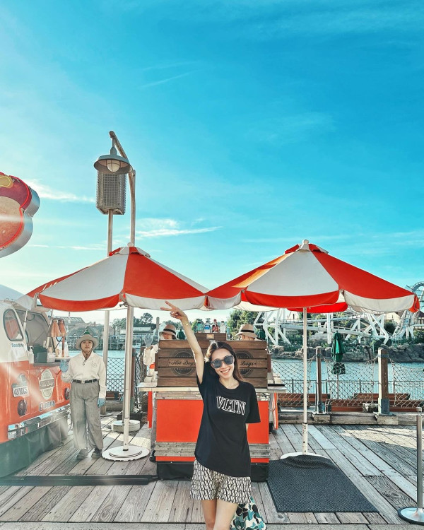 黃心妙大阪民宿曬性感自拍 被「偷拍」出浴照令網友想入非非 