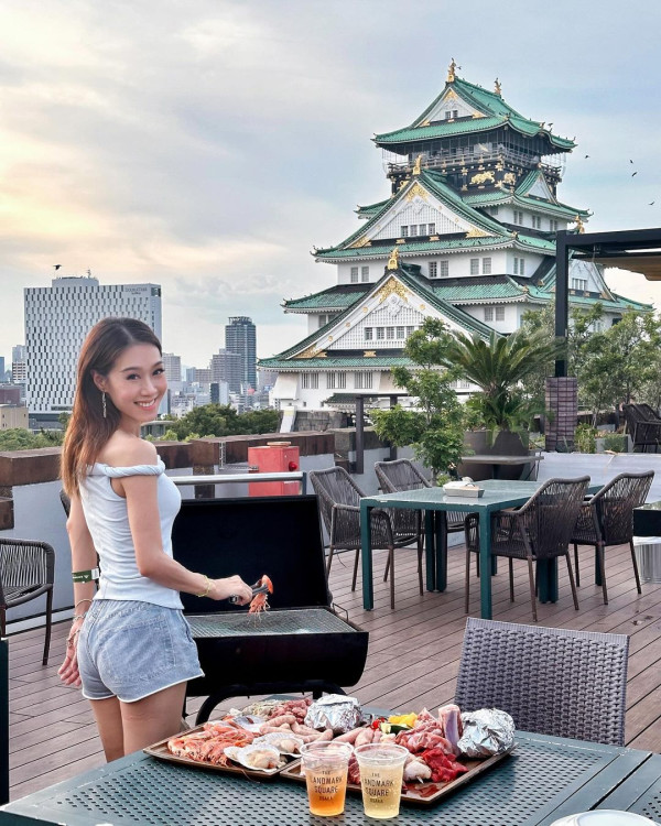 前TVB女星半裸上陣浸溫泉曬香肩 離巢大解放！罕曬出浴照僅泡泡遮胸 