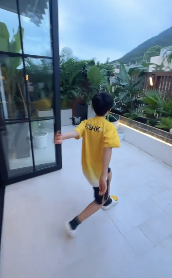 張茆帶外籍丈夫北上消費「見世面」 逛山姆超市滿載而歸埋單4位數 