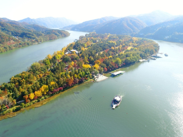 韓國紅葉｜相片來源：VisitKorea.com