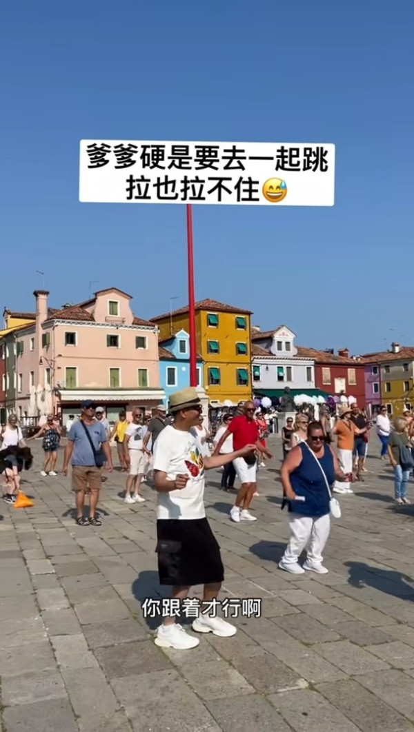 前TVB綠葉遊大英博物館露不忿樣？  22歲女越大越靚 被指撞樣劉亦菲 