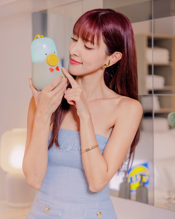 陳凱琳鄭嘉穎帶3個囝囝去泰國!著全紅色家庭裝勁溫馨!