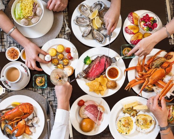 澳門JW萬豪酒店自助餐2人同行優惠!4任食海鮮/牛扒/北京填鴨