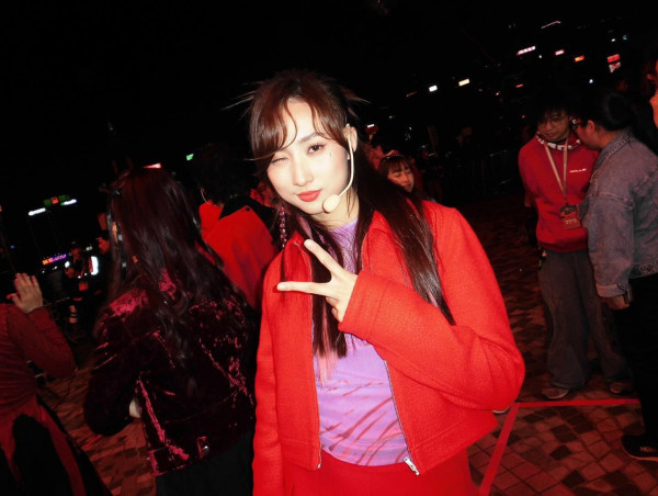 鍾柔美Yumi親證成功升讀香港大學新聞系 DSE失利後發奮讀副學士兼顧演藝