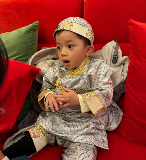 何雁詩美國旅行曬老公視角 滑雪相竟撞樣《愛回家》小花？ 