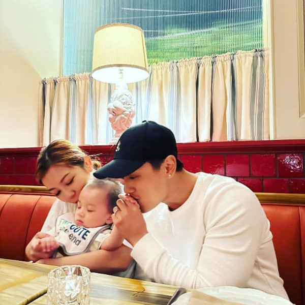 何雁詩美國旅行曬老公視角 滑雪相竟撞樣《愛回家》小花？ 