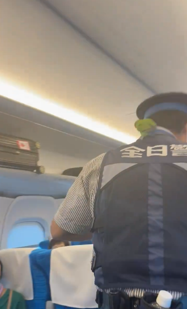 京都鸚鵡搭新幹線離家出走500公里！主人上網先知愛鳥已在東京 