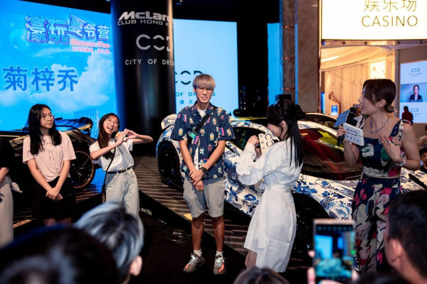 菊梓喬澳門工作與緋聞男友同行？ 保錡Po打卡相一線索疑「洩密」 