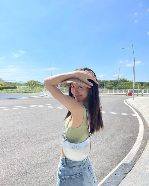 劉佩玥IG消失一個月終於上水!突然長文揭神隱原因!網民讚又靚咗