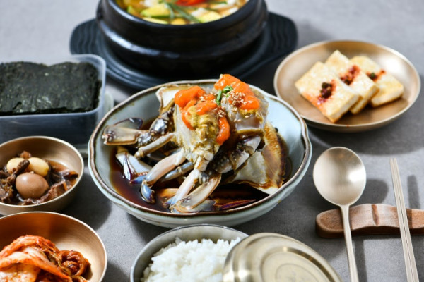 首爾醬油蟹2026 | 10大必吃醬蟹推介 米芝蓮之選/HK0起任食放題/單人用餐/24小時營業 