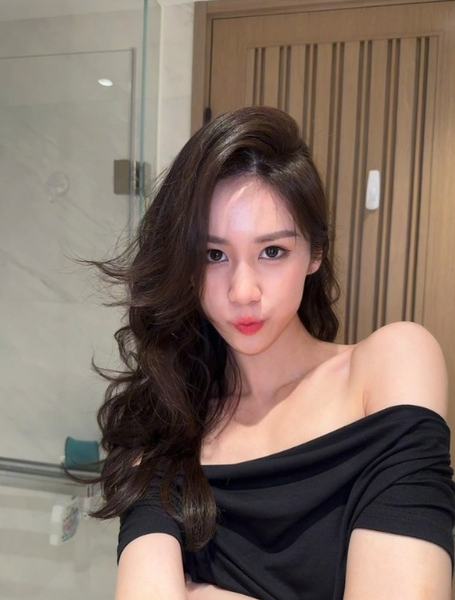 2024香港小姐人氣佳麗8:盧凱怡(Kerry Lo)