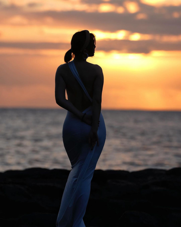 劉佩玥IG消失一個月終於上水!突然長文揭神隱原因!網民讚又靚咗