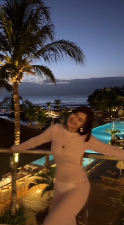 劉佩玥IG消失一個月終於上水!突然長文揭神隱原因!網民讚又靚咗