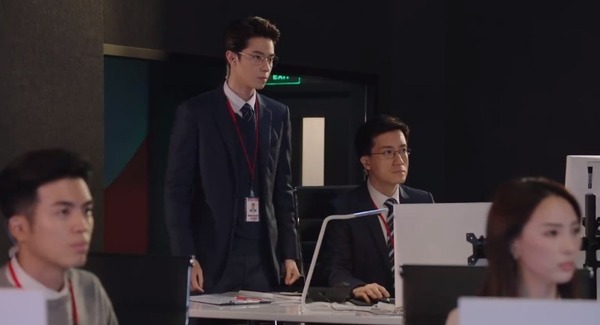 前TVB主播做爸爸宣布囡囡出世 離巢後發福不少 百足咁多爪仲做埋領隊?