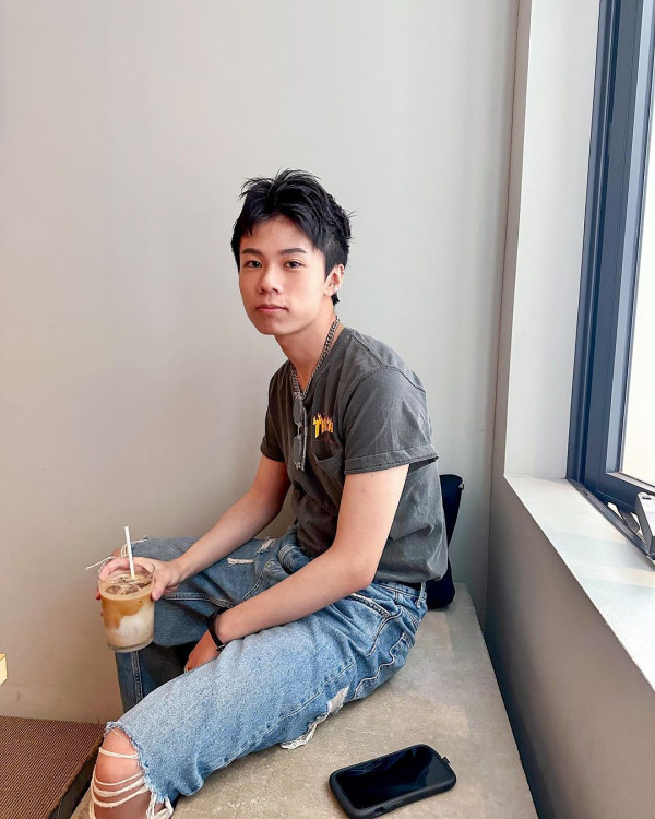 張頴康麥雅緻婚後第一次歐遊 廿四孝爸爸用呢個方式「掛」住愛女 