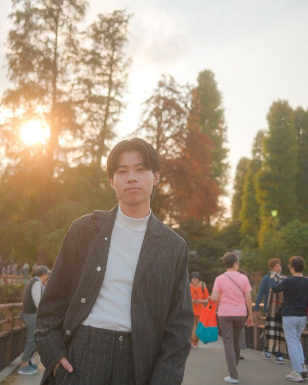 張頴康麥雅緻婚後第一次歐遊 廿四孝爸爸用呢個方式「掛」住愛女 