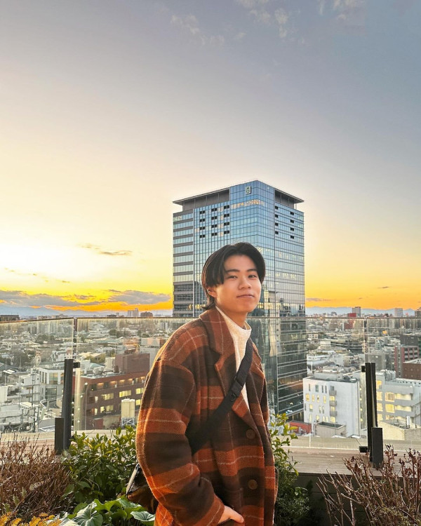 張頴康麥雅緻婚後第一次歐遊 廿四孝爸爸用呢個方式「掛」住愛女 