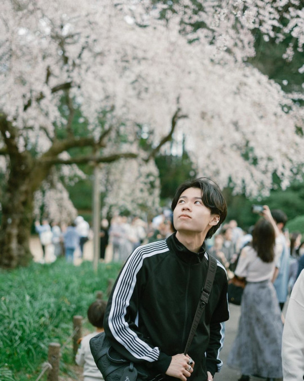 張頴康麥雅緻婚後第一次歐遊 廿四孝爸爸用呢個方式「掛」住愛女 