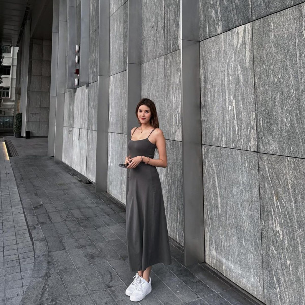 陳煒與老公結婚兩周年蜜遊日本 被熱情奈良鹿仔「攻擊」敏感部位 