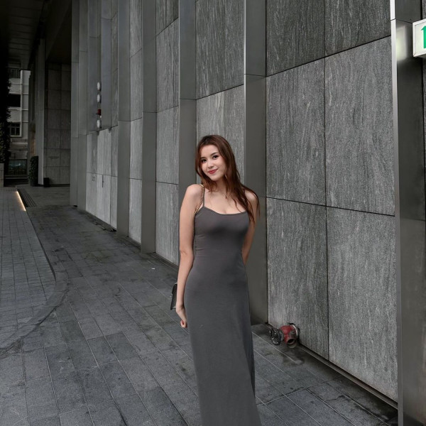 陳煒與老公結婚兩周年蜜遊日本 被熱情奈良鹿仔「攻擊」敏感部位 