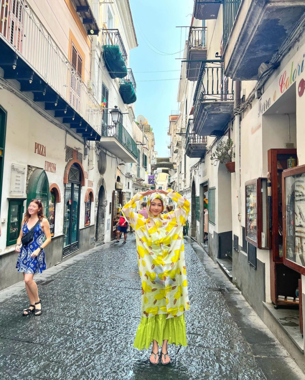 韓妹大學圖書館開色情直播！觀眾課金即場脫衣露乳！ 